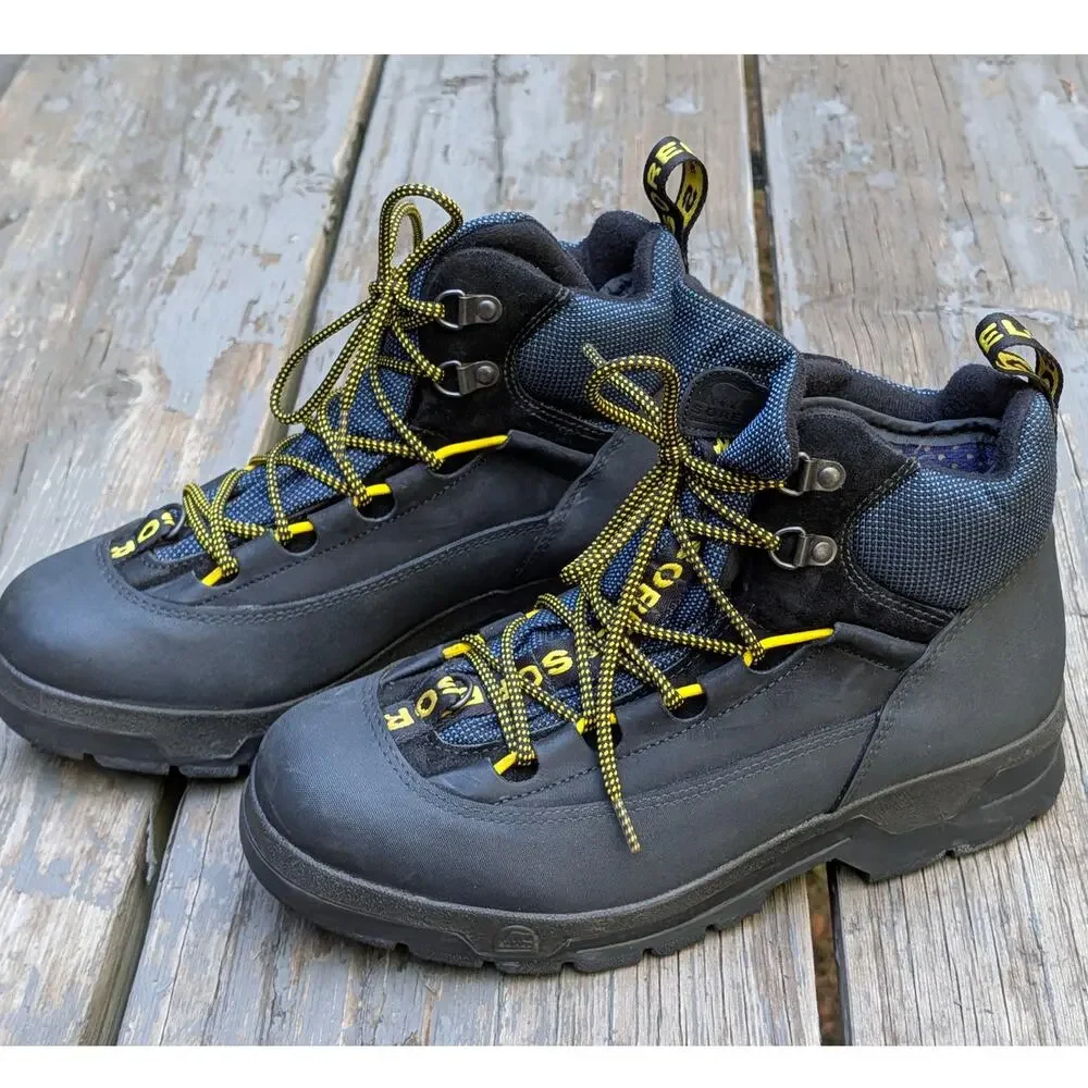 Vintage Sorel Hiking Boots Black Made in Canada Chunky Gorpcore Trail Size 9